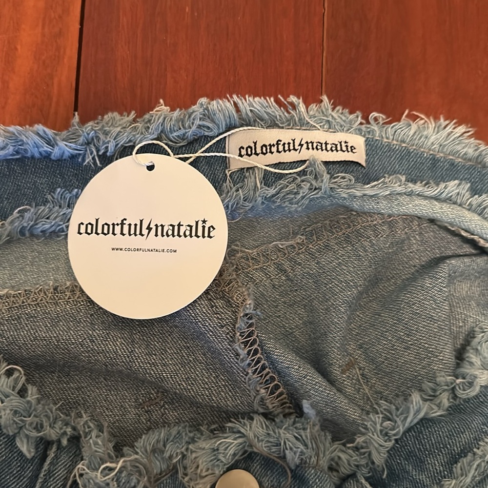 Distressed Colorblocked Jeans - Picture 3 of 4